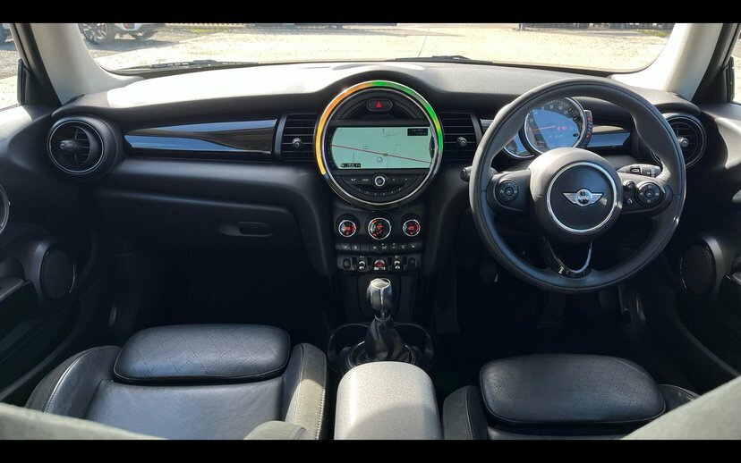 Mini Hatch 1.5 Cooper Hatchback 136 Ps Red #4