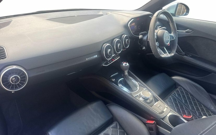 Audi TT RS 2.5 Tfsi Coupe S Tronic Quattro 400 Ps Black #2