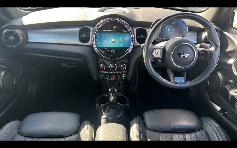 Mini Hatch 3-Door Hatch Cooper Exclusive Black #4