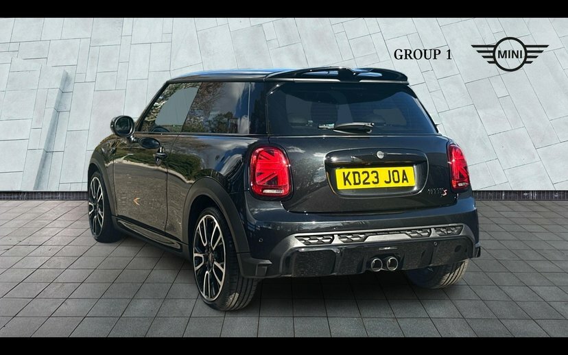 Mini Hatch 3-Door Hatch Cooper S Sport Black #2