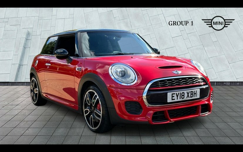 Mini Hatch John Cooper Works Hatch Red