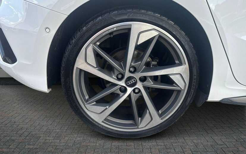 Audi A3 1.5 Tfsi 35 Edition 1 Sportback S Troni White #5