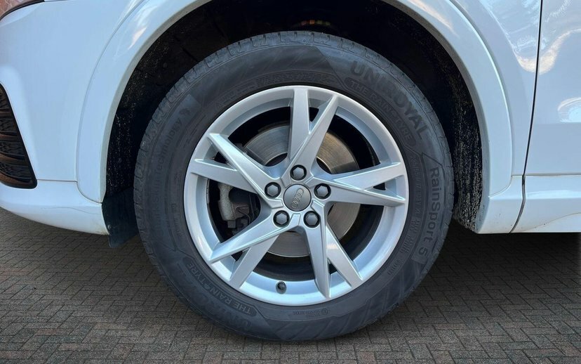 Audi Q3 1.4 Tfsi Cod Sport Suv S Tronic 150 Ps White #5