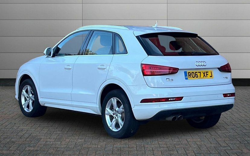 Audi Q3 1.4 Tfsi Cod Sport Suv S Tronic 150 Ps White #3