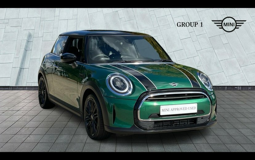 Mini Hatch 1.5 Cooper Exclusive Hatchback Steptron Green