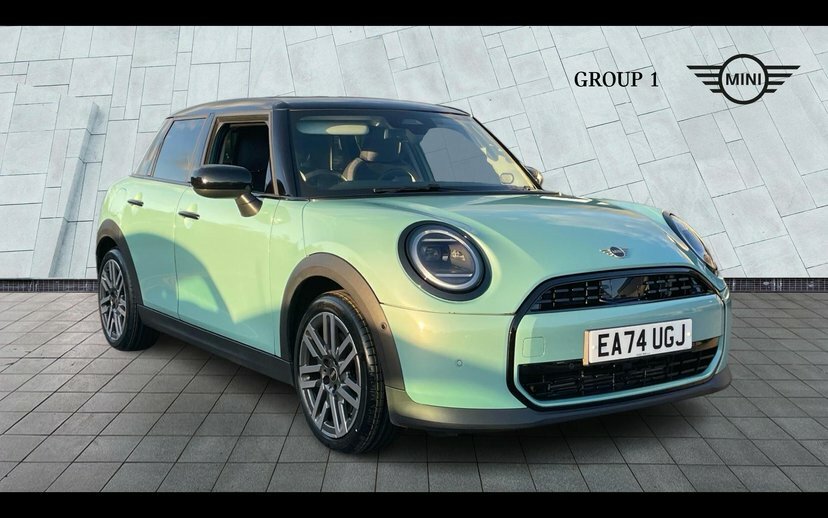 Mini Hatch Cooper C Green