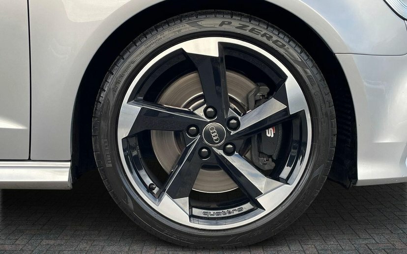 Audi S3 2.0 Tfsi Black Edition Sportback S Tron Silver #5