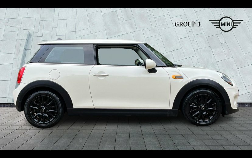 Mini Hatch One 3-Door Hatch YW16WGG White #3