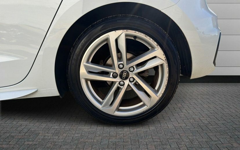 Audi A1 1.0 Tfsi 30 S Line Sportback 11 White #5