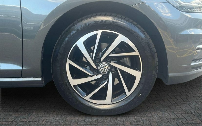 Volkswagen Golf 1.0 Tsi Match Edition Hatchback Grey #5