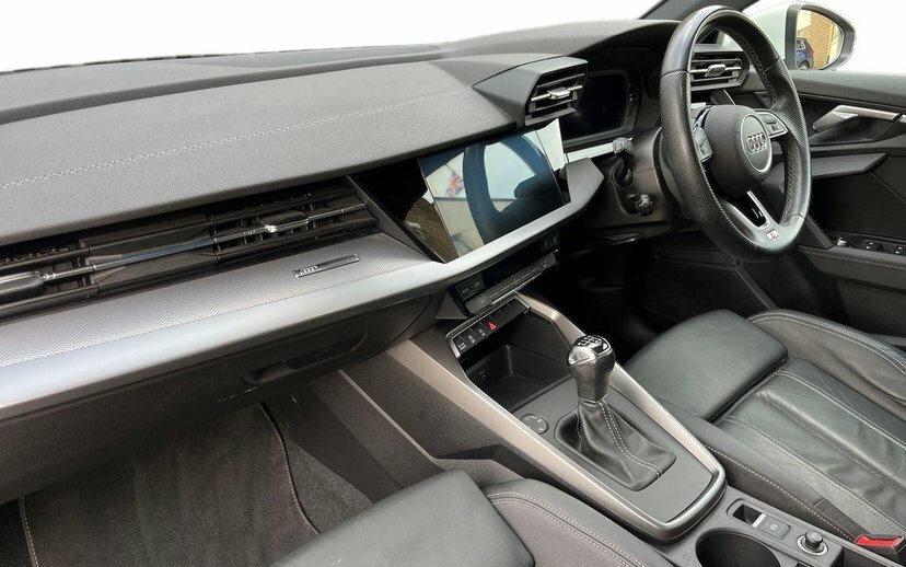 Audi A3 1.0 Tfsi 30 S Line Sportback 11 White #2