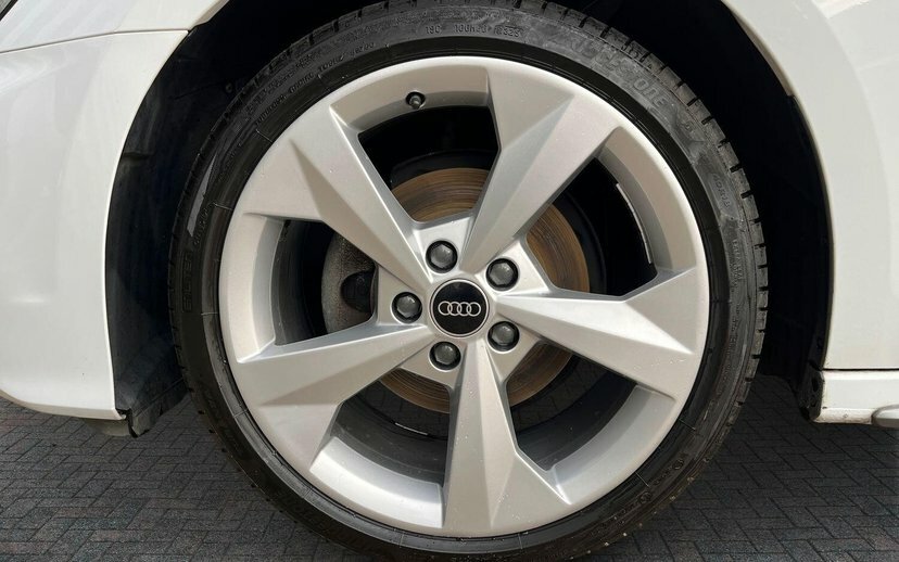 Audi A3 1.0 Tfsi 30 S Line Sportback 11 White #5