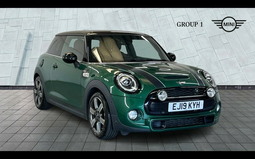 Mini Hatch 60 Years Edition Green