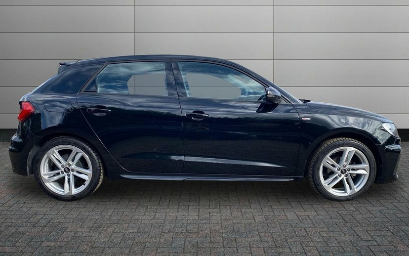 Audi A1 1.0 Tfsi 25 S Line Sportback 95 Black #4