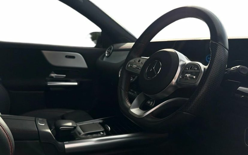 Mercedes-Benz EQA Eqa 250 66.5Kwh Amg Line Premium Suv Electri Black #5