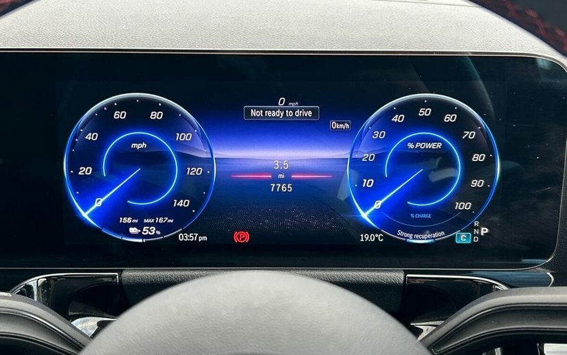 Mercedes-Benz EQA Eqa 250 70.5Kwh Amg Line Premium Plus Suv E Grey #6
