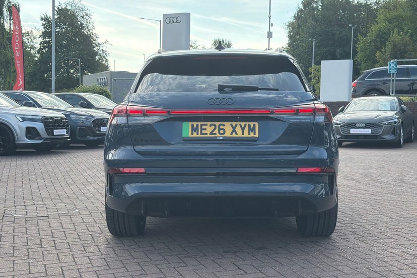 Audi Q4 E Tron 45 S Line Suv Quattro 82Kwh 286 Silver #18
