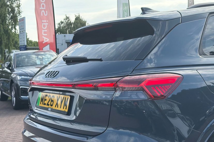 Audi Q4 E Tron 45 S Line Suv Quattro 82Kwh 286 Silver #19