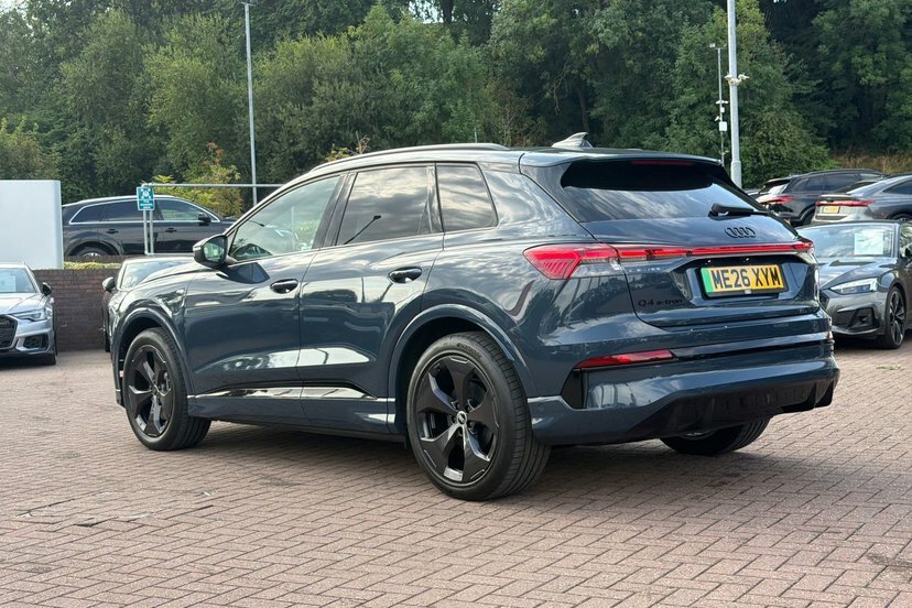 Audi Q4 E Tron 45 S Line Suv Quattro 82Kwh 286 Silver #17