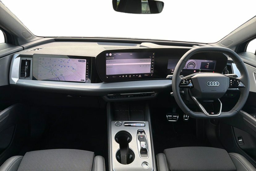 Audi Q4 E Tron 45 S Line Suv Quattro 82Kwh 286 Silver #9