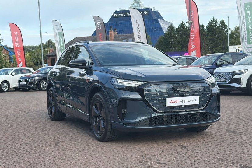 Audi Q4 E Tron 45 S Line Suv Quattro 82Kwh 286 Silver #25