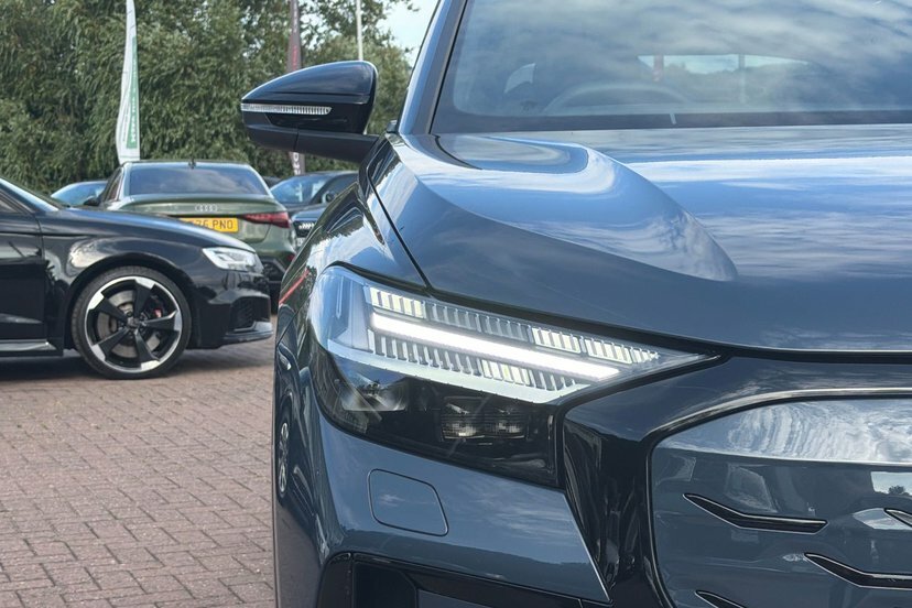 Audi Q4 E Tron 45 S Line Suv Quattro 82Kwh 286 Silver #27