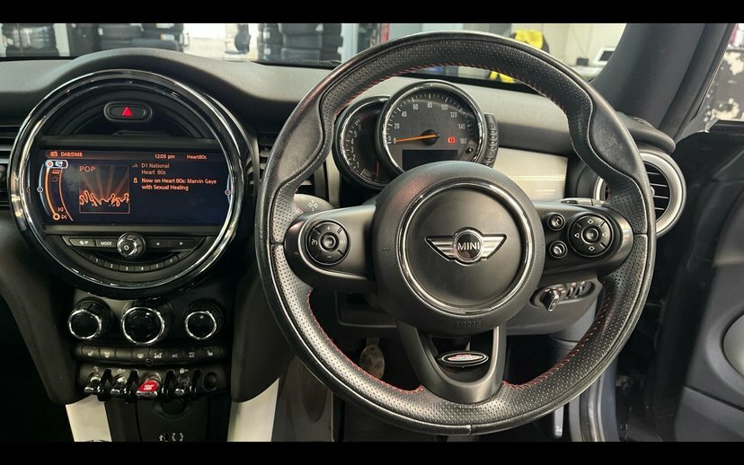 Mini Hatch 2.0 Cooper S Hatchback 192 Ps YJ64WOV Grey #5
