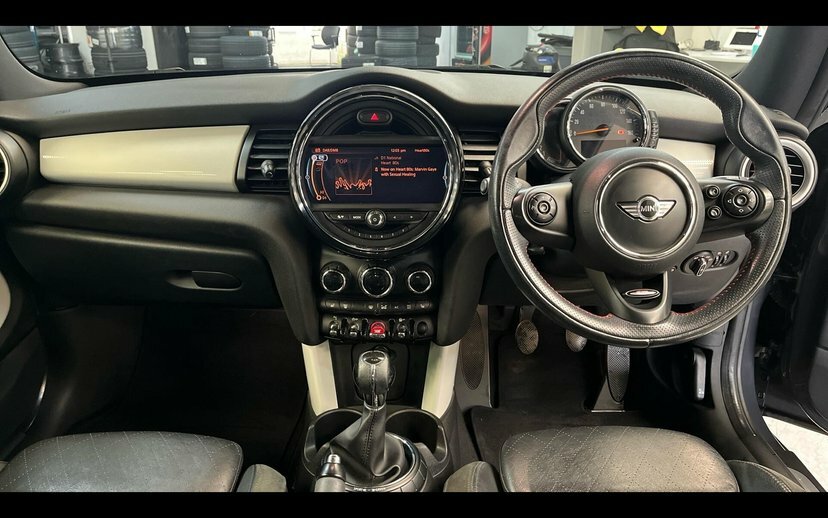 Mini Hatch 2.0 Cooper S Hatchback 192 Ps YJ64WOV Grey #4