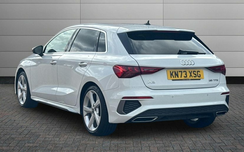 Audi A3 1.5 Tfsi 35 S Line Sportback S Tronic White #3