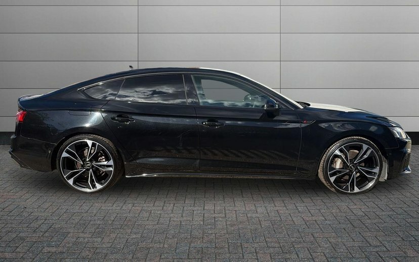 Audi A5 2.0 Tfsi 40 Black Edition Sportback S T Black #4