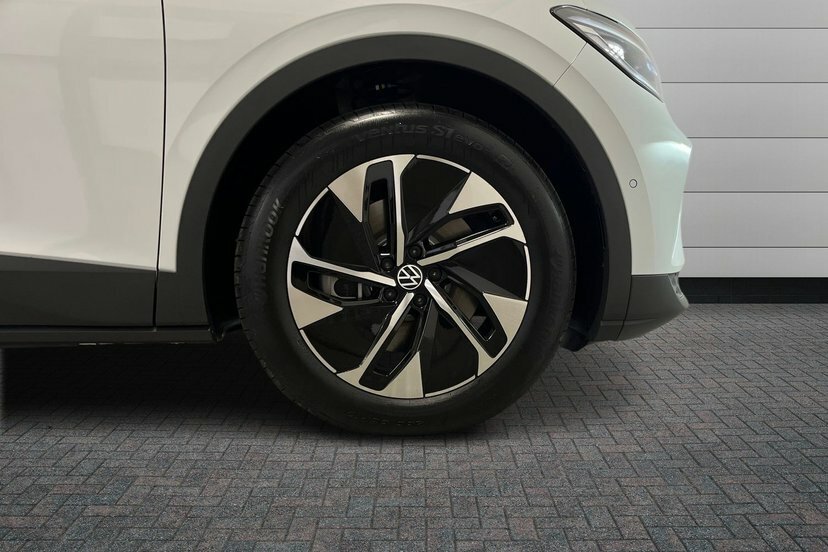 Volkswagen ID.4 Pro 79Kwh Match Suv 286 Ps White #5