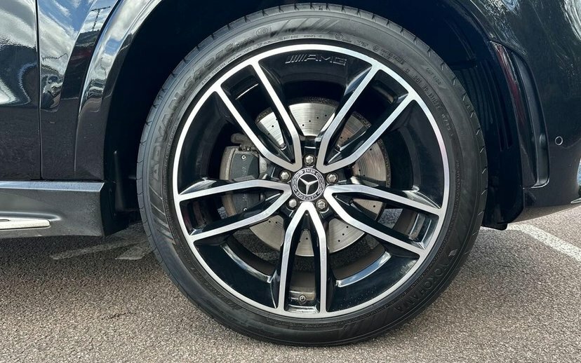 Mercedes-Benz GLE Class Gle400d Amg Line Premium Plus Black #4