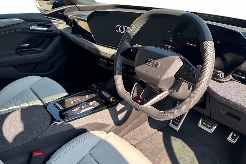 Audi A6 E-tron Avant 83Kwh S Line Estate 286 Ps Grey #6