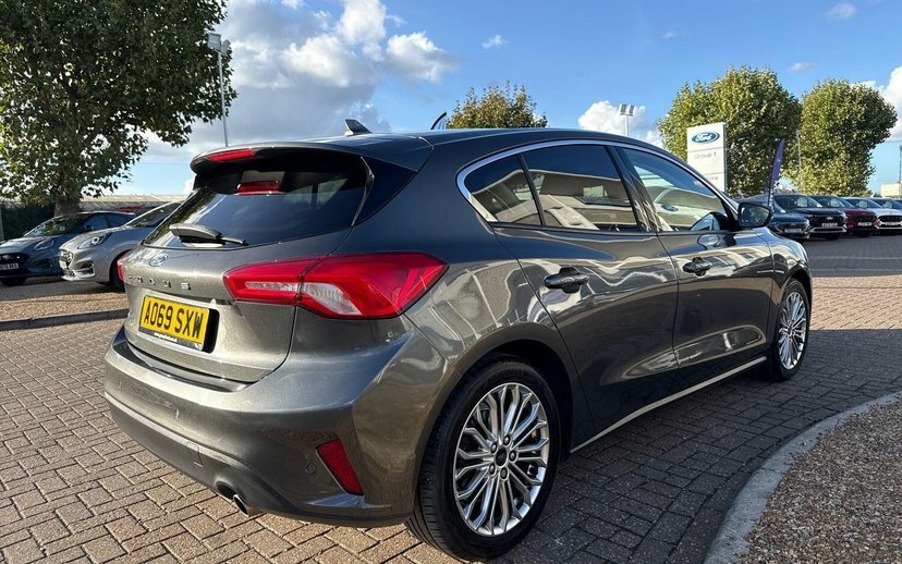 Ford Focus Zetec Silver #34