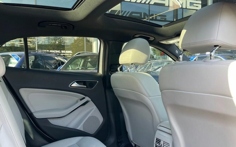 Mercedes-Benz GLA Class Gla 220D 4Matic Sport Executive Grey #22