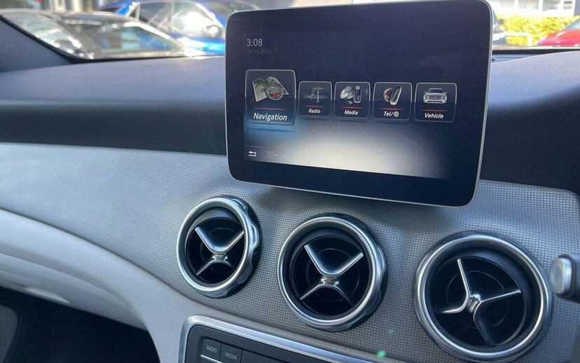 Mercedes-Benz GLA Class Gla 220D 4Matic Sport Executive Grey #13