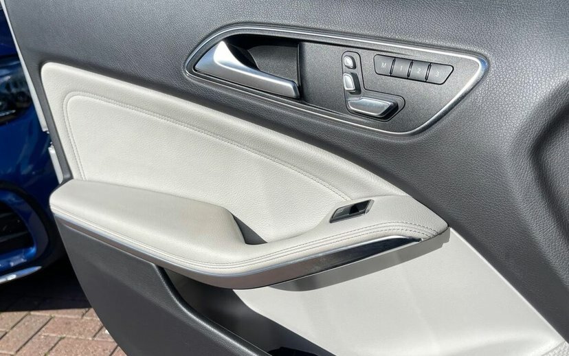 Mercedes-Benz GLA Class Gla 220D 4Matic Sport Executive Grey #34