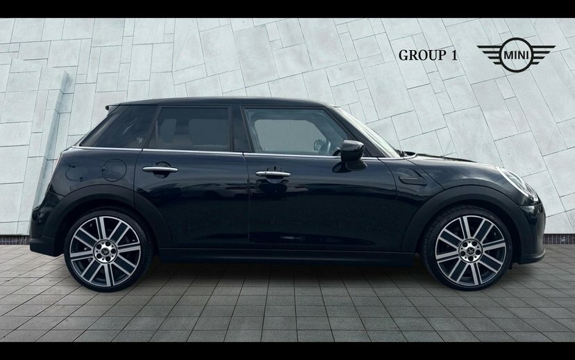 Mini Hatch 5-Door Hatch Cooper Exclusive Black #3