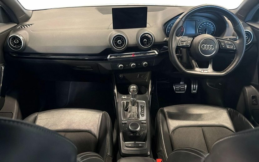 Audi Q2 1.6 Q2 Technik 30 Tdi Grey #9