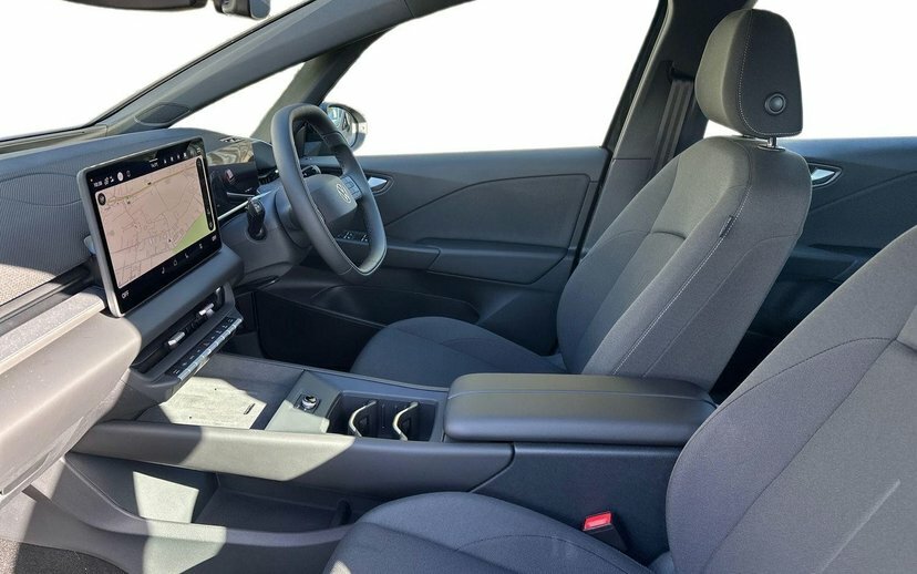 Volkswagen ID.3 50Kwh Life Hatchback 170 Ps Black #2