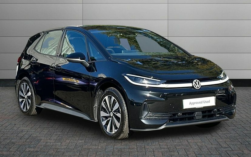 Volkswagen ID.3 50Kwh Life Hatchback 170 Ps Black