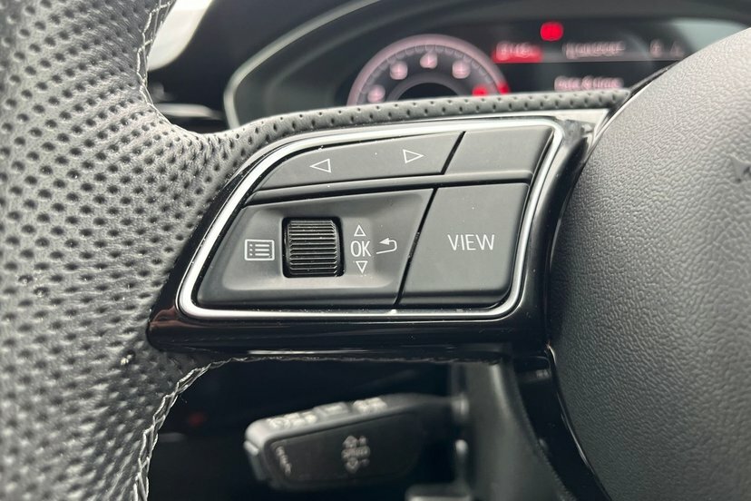 Audi A4 Avant 35 Tfsi Black Edition S Tronic Blue #19