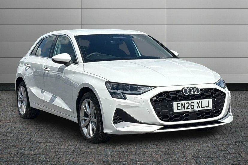 Audi A3 1.5 E-hybrid 25.7Kwh Sport Sportback Pl White