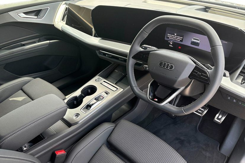 Audi Q4 E Tron 82Kwh Performance Launch Edition Suv Blue #6