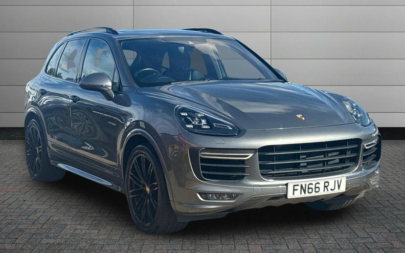 Porsche Cayenne 4.8T V8 Turbo Suv Tiptronics 4Wd 520 P Grey