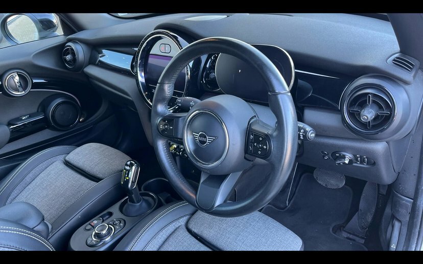 Mini Electric Cooper Se 32.6Kwh Level 2 Hatchback A White #6