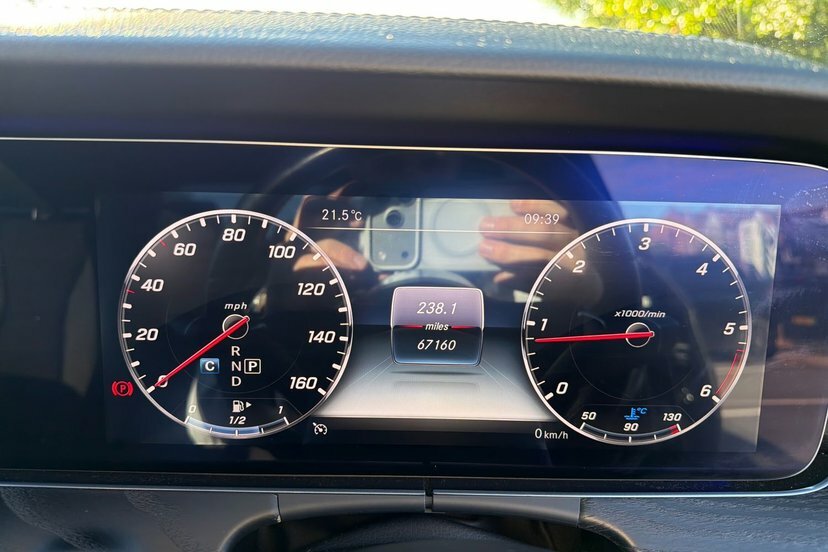 Mercedes-Benz E Class E300d Amg Line Edition Premium Plus Black #6