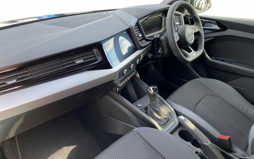 Audi A1 1.0 Tfsi 30 Black Edition Sportback S T Blue #2