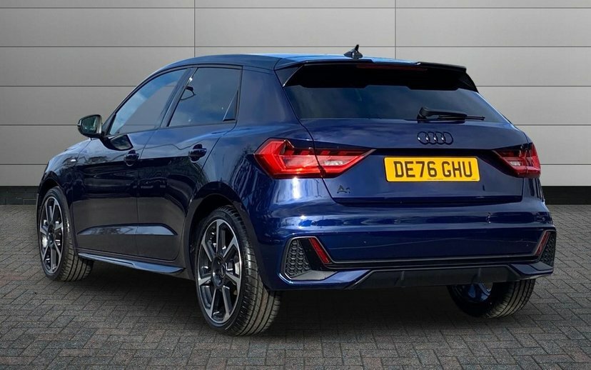 Audi A1 1.0 Tfsi 30 Black Edition Sportback S T Blue #3