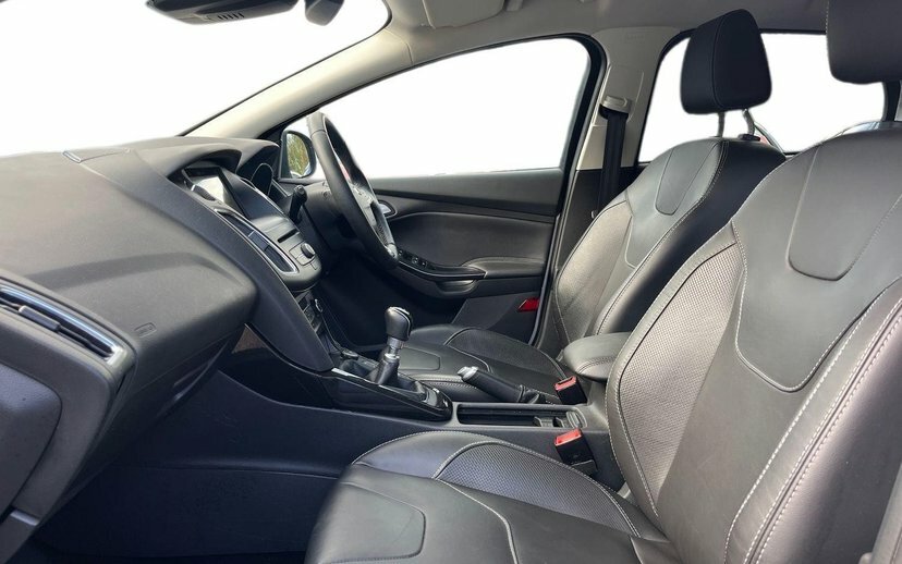 Ford Focus 1.5T Ecoboost Titanium X Estate Silver #2